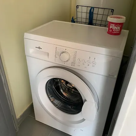 La Unique - Cosy - 2 - Vue Golf - 10 Mn Des Thermes - Linge Inclus- Apartmán