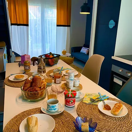 Apartmán La Unique - Cosy - 2 - Vue Golf - 10 Mn Des Thermes - Linge Inclus- *