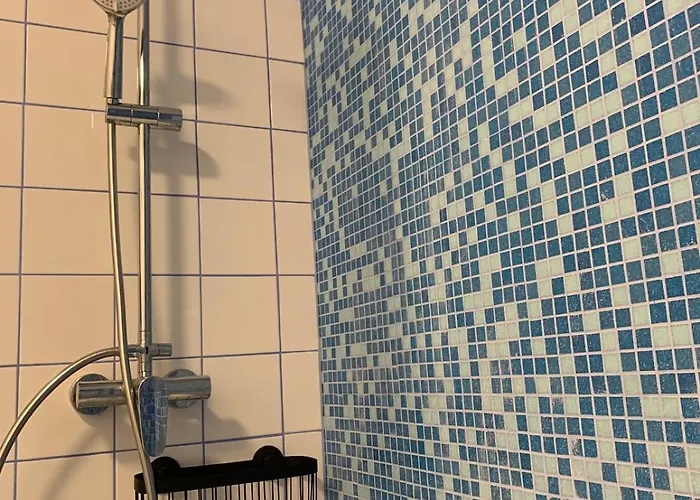 La Unique - Cosy - 2 - Vue Golf - 10 Mn Des Thermes - Linge Inclus- *